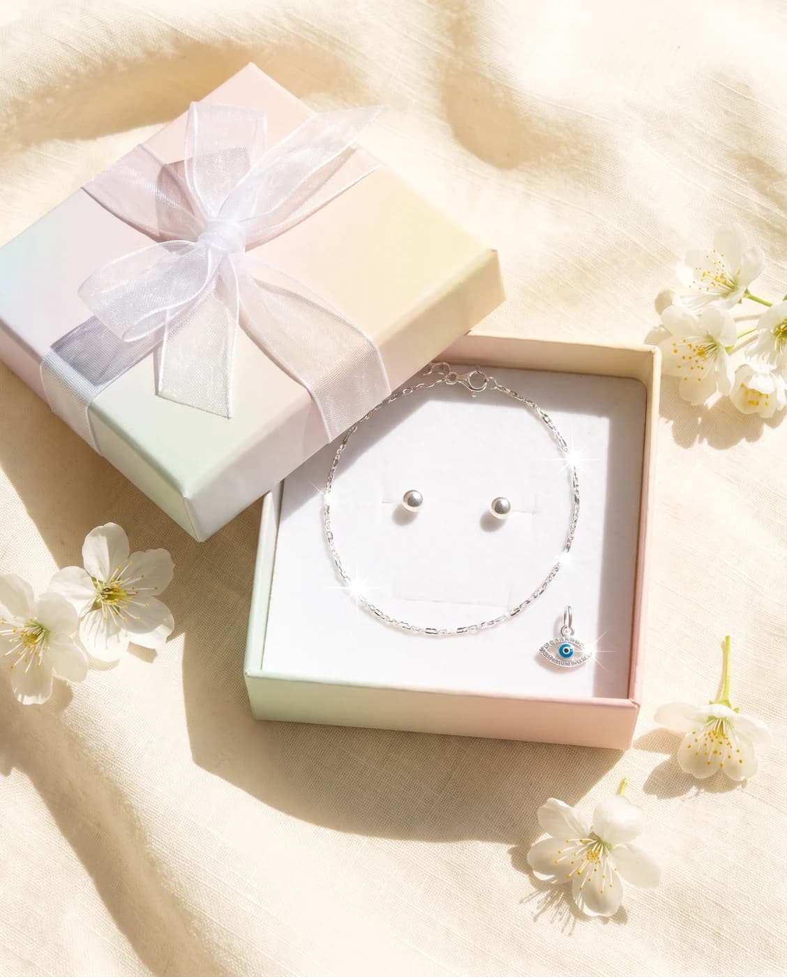 The Sister Gift Box