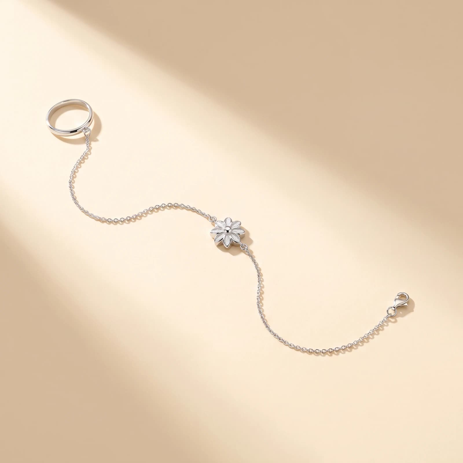 925 Silver Hathphool · Minimal Chain Ring-Bracelet