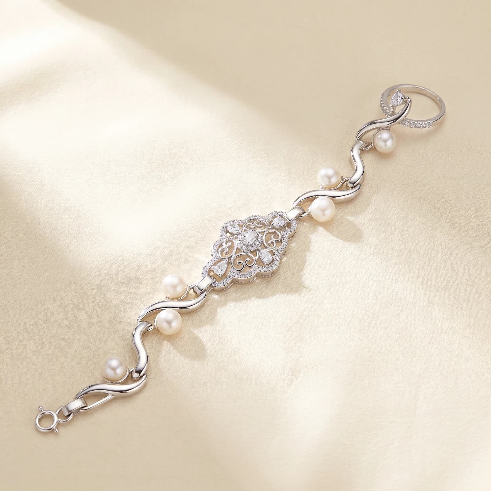 925 Silver Hathphool · Pearl & CZ