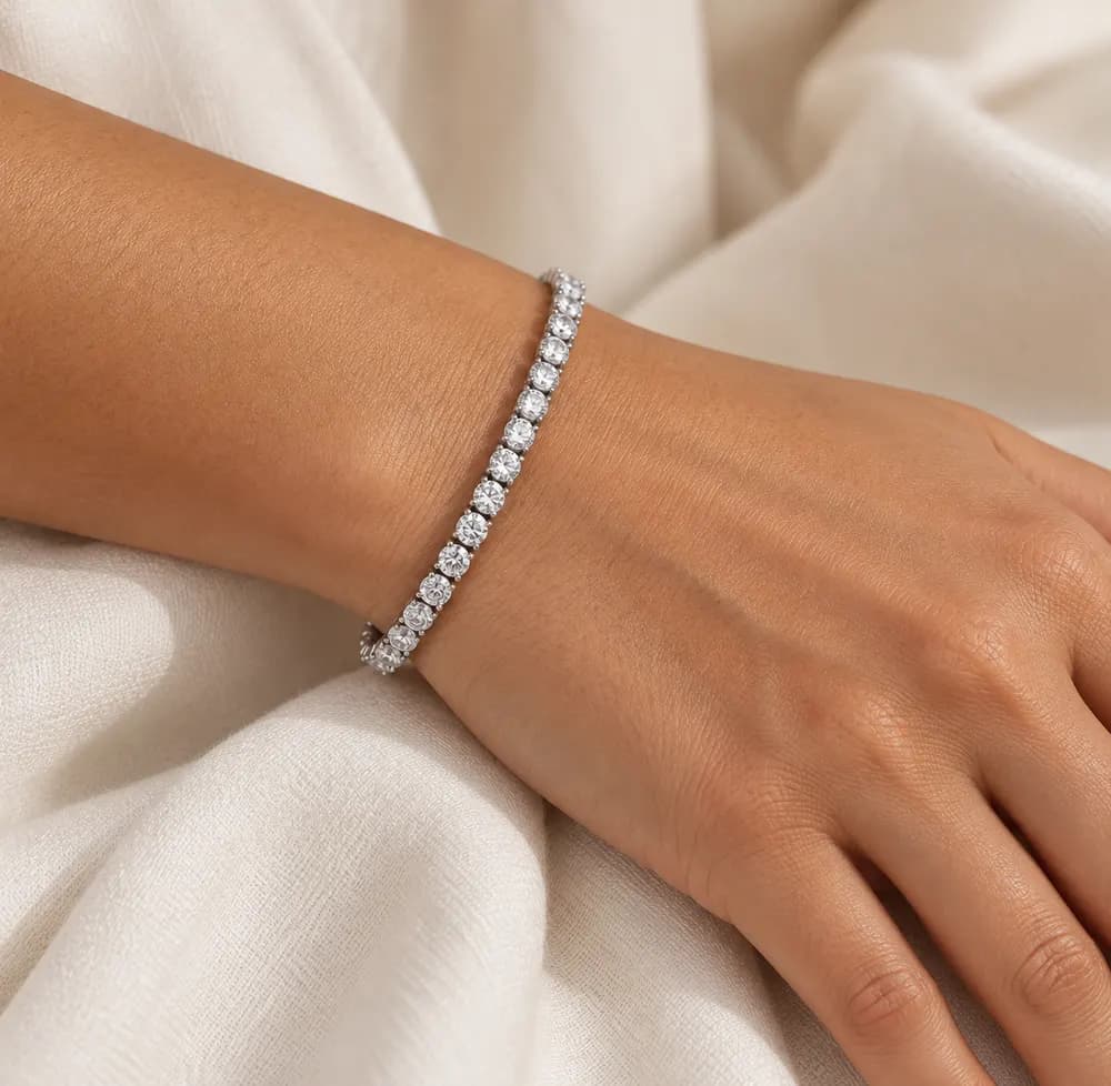 Classic 2.5 mm Round Moissanite Tennis Bracelet — second view
