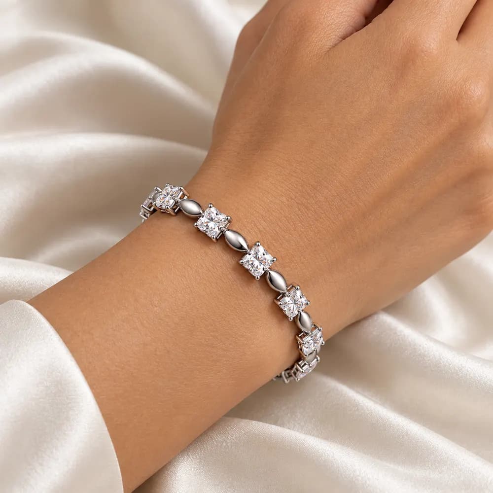 Princess Stone and Oval Link Moissanite Bracelet — second view