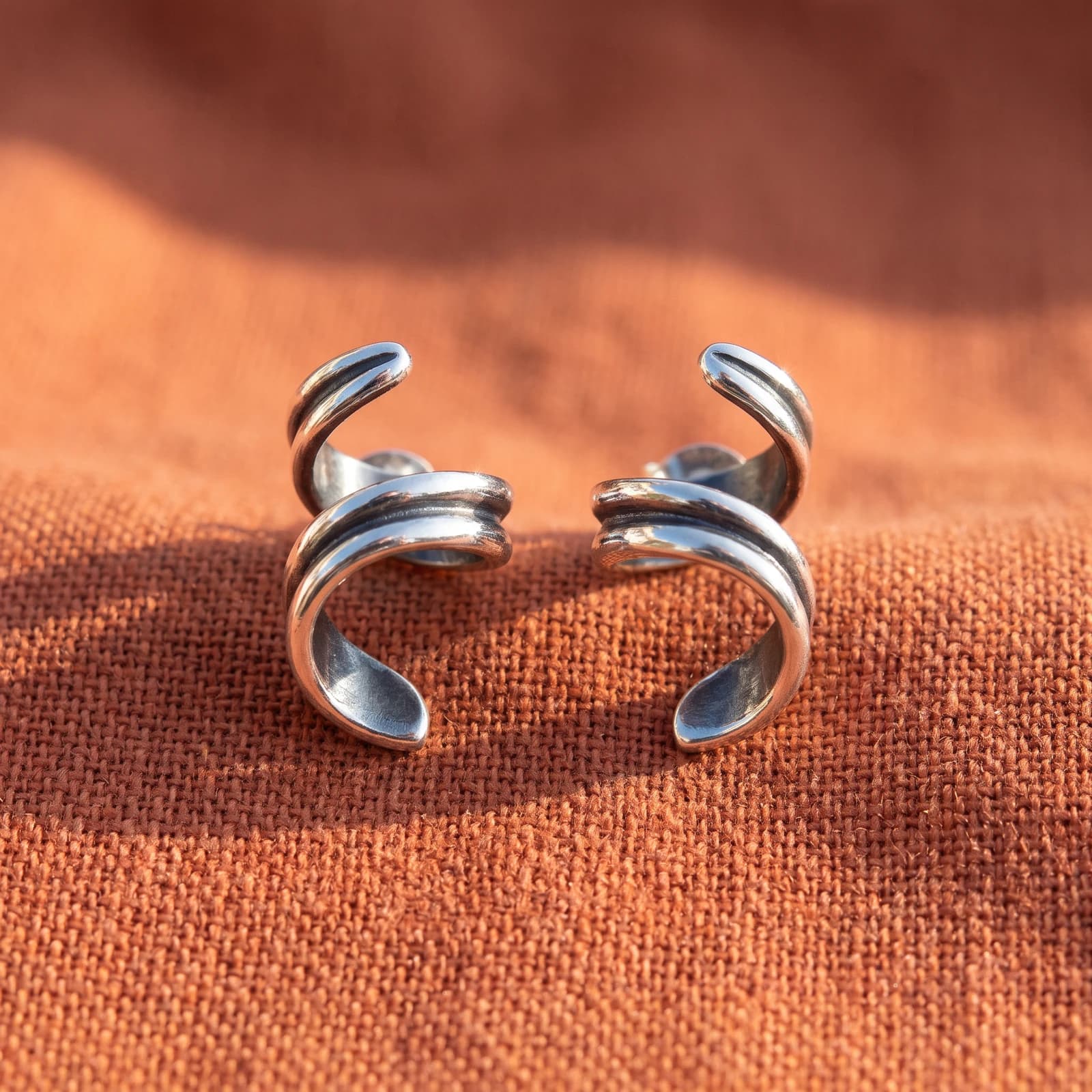 925 Silver Bugadi · Helix Earring